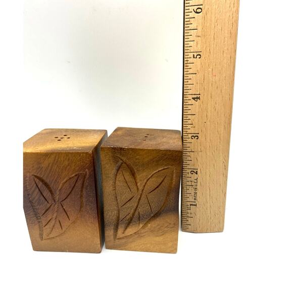 Vintage Wood Mid Century Modern Salt And Pepper Shakers  Wood Rustic
Leaf design - Picture 5 of 6
